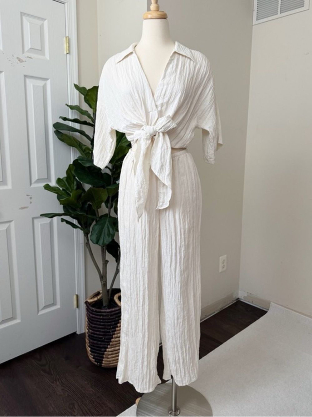 Cream crinkle pants